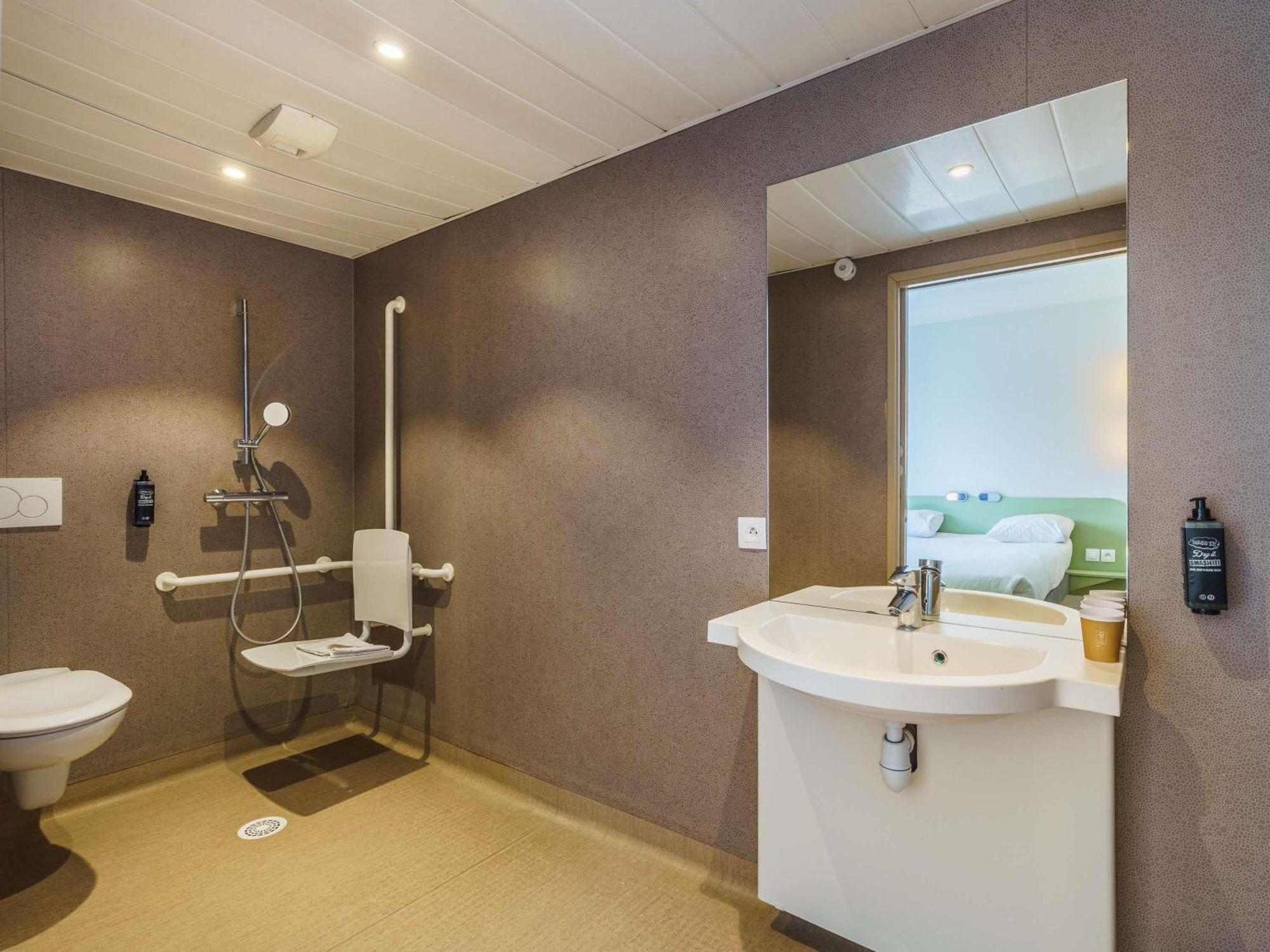 Ibis Budget Chalon Sur Saone Nord Екстер'єр фото
